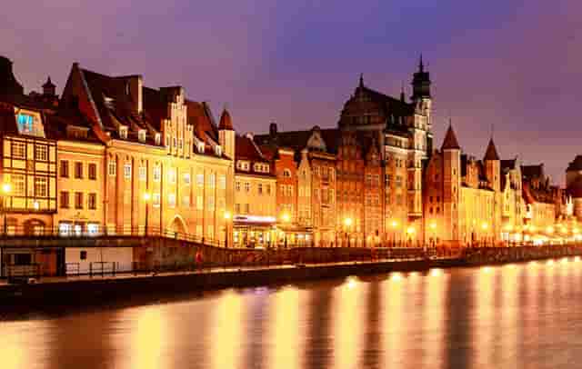 首饰的时尚搭配技巧(休闲时尚男装搭配技巧)